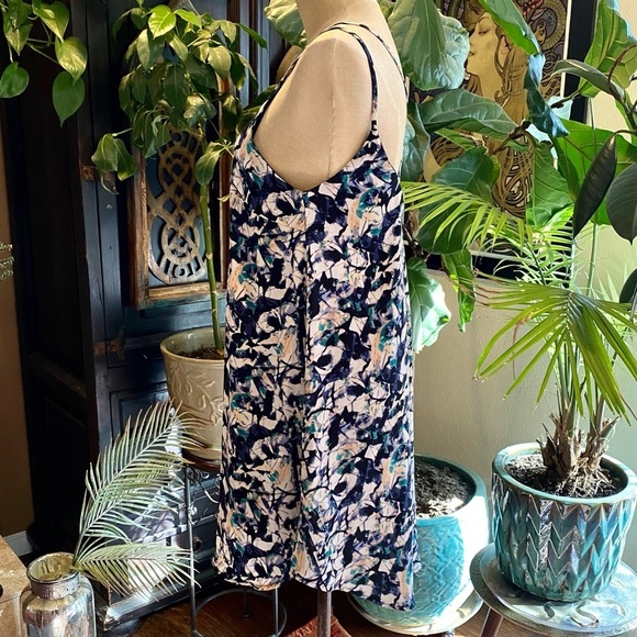 Anthropologie mesh bib shift dress - Picture 4 of 10